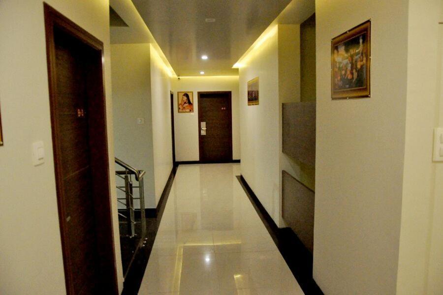 Hotel Indrani Chittorgarh Exteriör bild